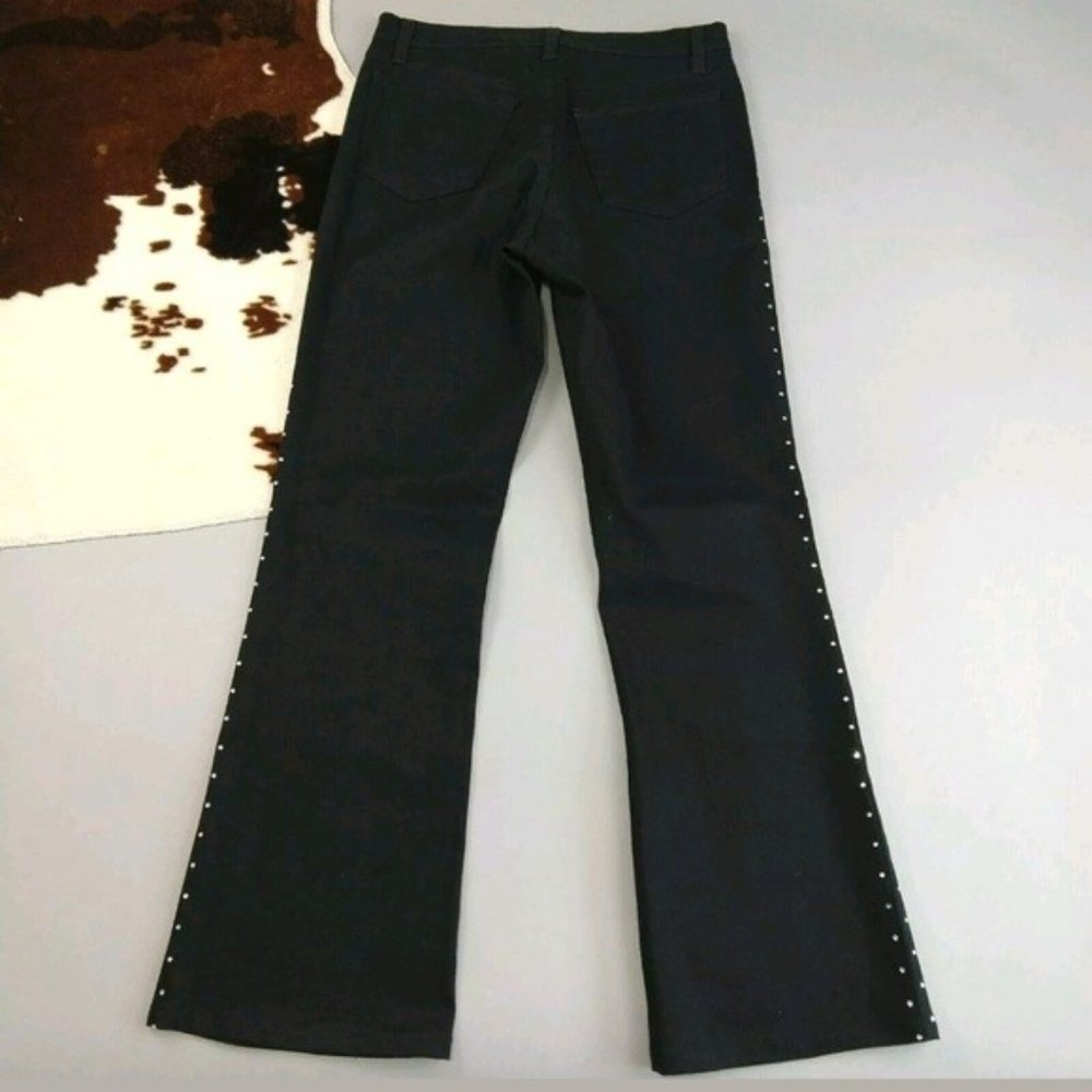 Beautiful NYDJ (Jeans) with shiny studs